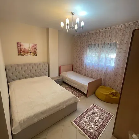 By The Sea Apartamento Golem (Tirana)