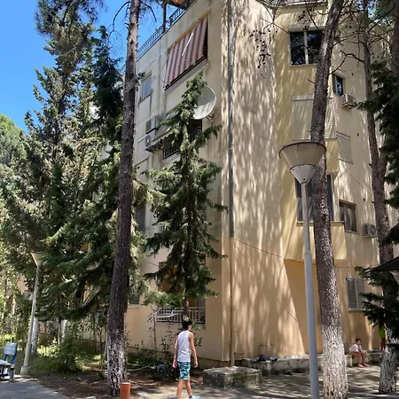 By The Sea Apartman *