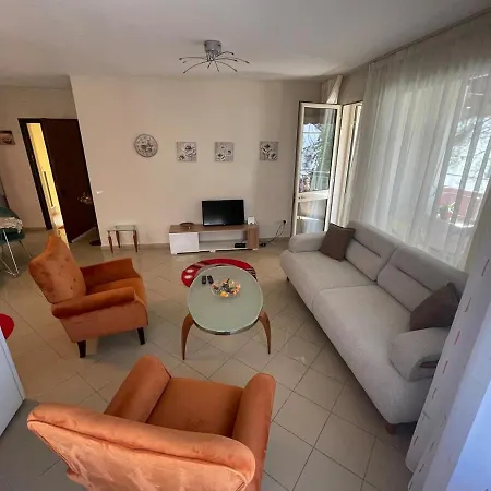 Appartamento By The Sea Golem (Tirana)